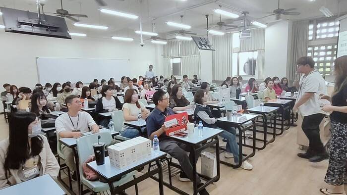 2026/5/19  社工系小型就業博覽會圖片